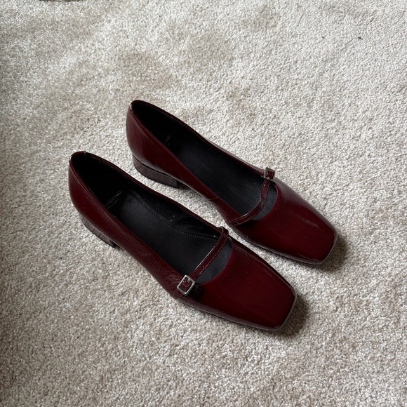 Vagabond Dark Red Mary Jane Pumps - Picture 7 of 12